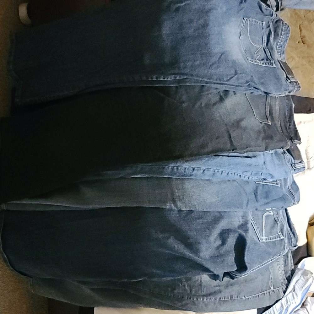 Maurices jeans